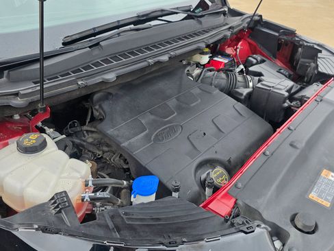 Used 2018 Ford Edge Titanium w/ Equipment Group 302A image 32