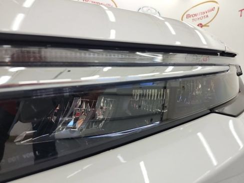 Used 2025 Honda CR-V EX-L image 13