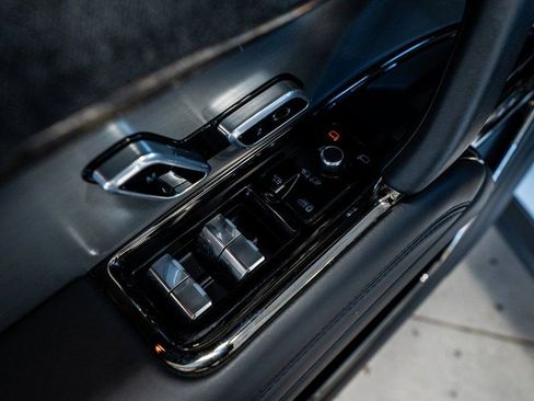 Used 2024 Land Rover Range Rover Sport Dynamic SE image 35