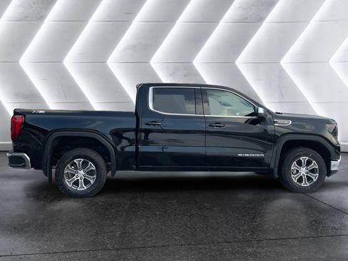 New 2026 GMC Sierra 1500 SLE image 7