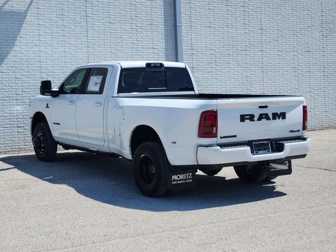 New 2026 RAM 3500 Laramie AWD/4WD image 3