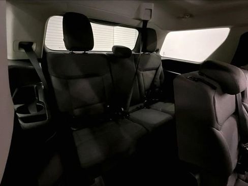 Used 2025 Ford Expedition Active AWD/4WD image 32