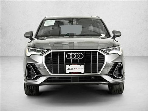 Used 2022 Audi Q3 2.0T Premium Plus image 2