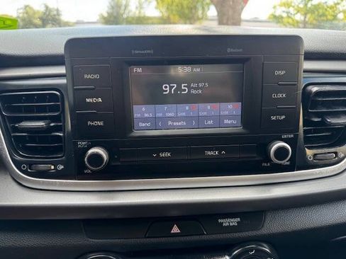Used 2018 Kia Rio S image 38