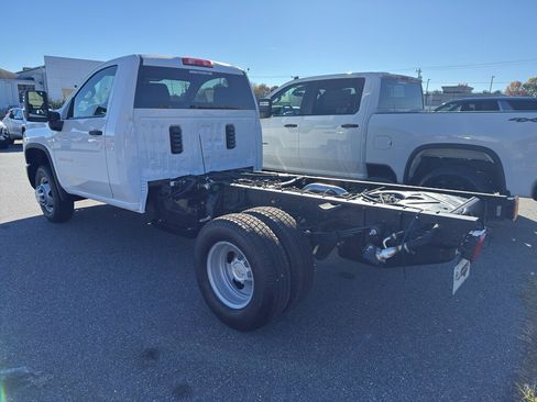 New 2026 Chevrolet Silverado 3500 W/T w/ WT Convenience Package image 4