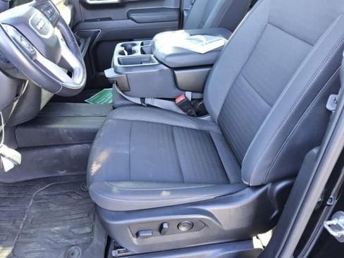 Used 2022 GMC Sierra 1500 Elevation w/ LPO, Elevation Black Package image 6