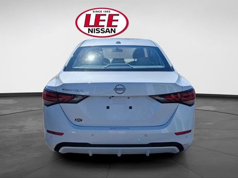 New 2025 Nissan Sentra SV w/ SV Premium Package FWD image 4