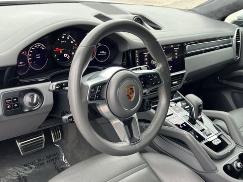 Used 2021 Porsche Cayenne GTS AWD/4WD image 21