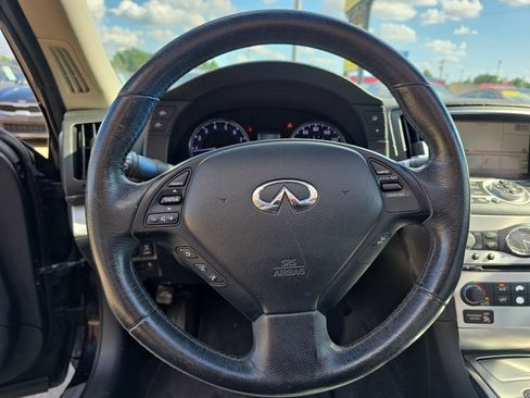 Used 2011 INFINITI G37 Convertible w/ Premium Pkg RWD image 22