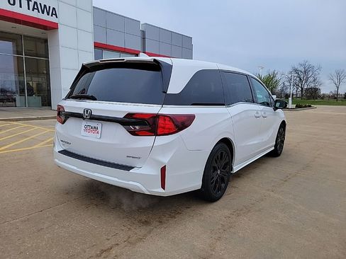 Used 2025 Honda Odyssey Sport-L image 6