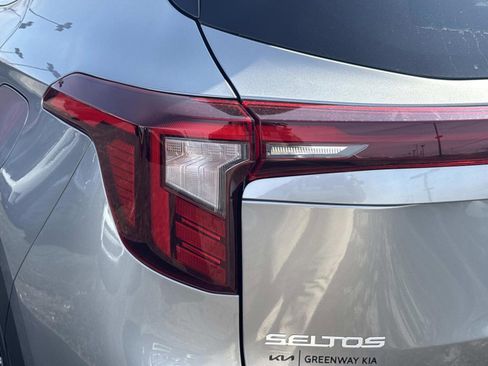 New 2026 Kia Seltos SX image 10
