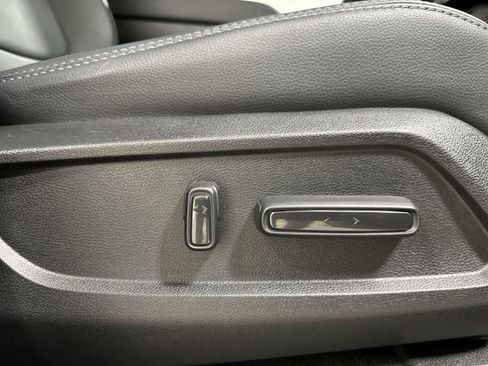 Used 2025 Honda Pilot EX-L image 30