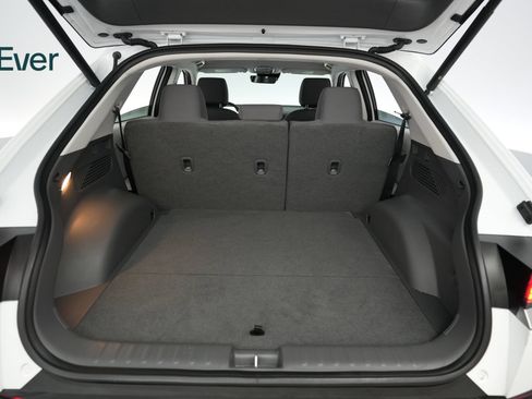 Used 2024 Hyundai Ioniq 5 SEL RWD image 8
