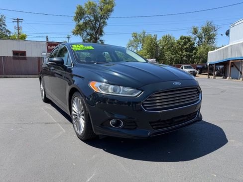Used 2014 Ford Fusion Titanium FWD image 2