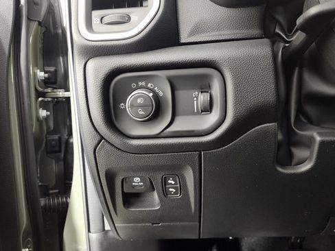New 2026 RAM 1500 Big Horn AWD/4WD image 13