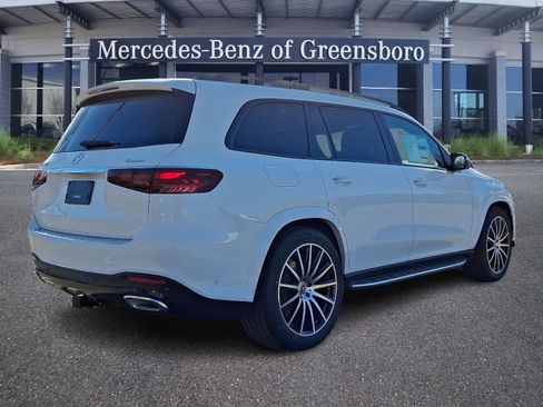 New 2026 Mercedes-Benz GLS 580 4MATIC image 3