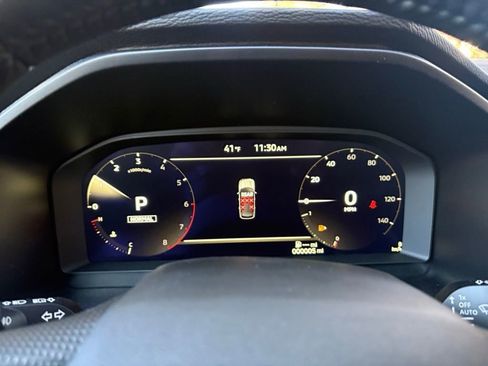 New 2026 Mitsubishi Outlander SE image 15