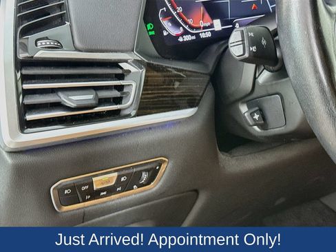 Used 2020 BMW X7 xDrive40i w/ Premium Package AWD/4WD image 12