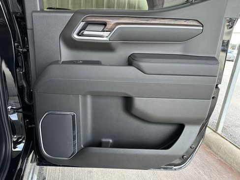 New 2026 GMC Sierra 1500 SLT w/ SLT Premium Plus Package image 34