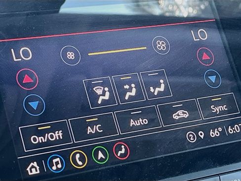 Used 2023 Chevrolet Malibu LT w/ Driver Confidence Package FWD image 16