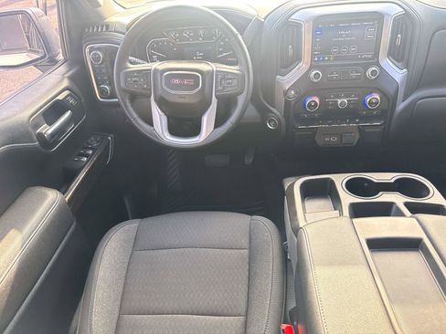 Used 2022 GMC Sierra 1500 Elevation image 14