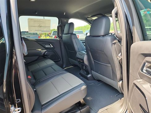 New 2026 Chevrolet Silverado EV Trail Boss w/ Premium Package image 24