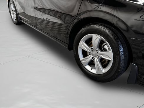 Used 2019 Honda Odyssey EX image 45