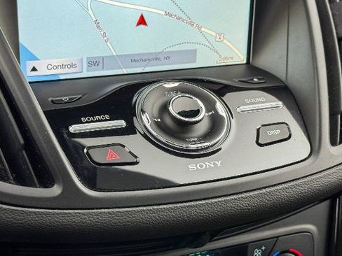 Certified 2017 Ford Escape Titanium image 36