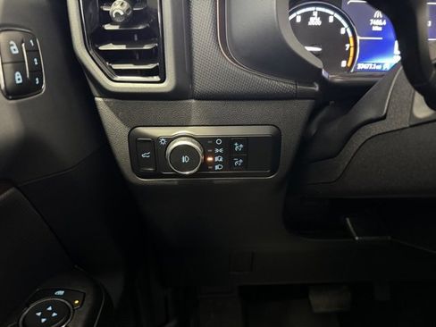 Used 2023 Ford Bronco Sport Outer Banks w/ Tech Package image 18