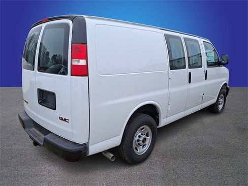 New 2024 GMC Savana 2500 w/ Driver Convenience Package image 3