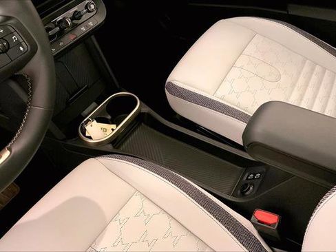 Certified 2025 MINI Cooper S image 22