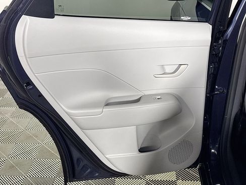 Used 2025 Hyundai Kona SEL image 18