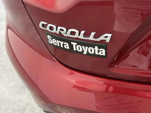 Certified 2025 Toyota Corolla LE FWD image 9