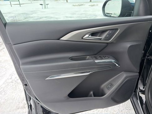 New 2026 Chevrolet Traverse LT w/ Midnight/Sport Edition image 12