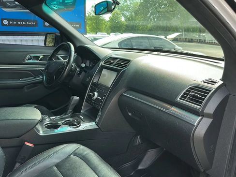 Used 2016 Ford Explorer Sport w/ Equipment Group 401A AWD/4WD image 26