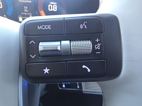 New 2026 Hyundai Santa Fe SE image 19