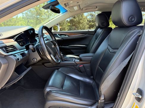 Used 2019 Cadillac XTS Luxury FWD image 34