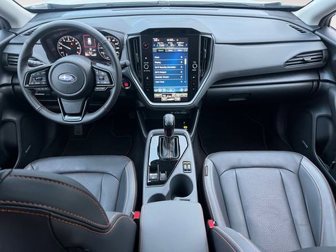 Certified 2025 Subaru Crosstrek 2.5i Limited w/ Crosstrek Mirror Package image 13