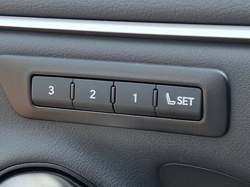 Used 2024 Lexus ES 350 w/ Premium Package FWD image 26