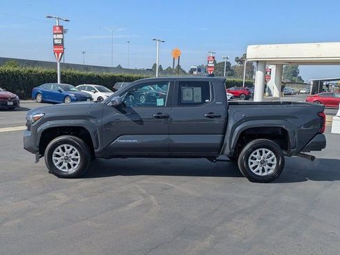 Used 2024 Toyota Tacoma SR5 image 12