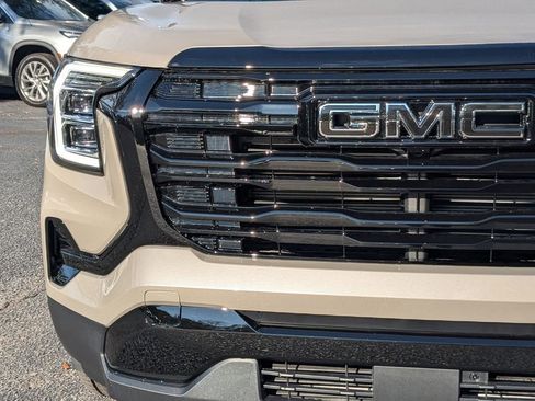 New 2026 GMC Terrain Elevation w/ Elevation Premium Package image 11