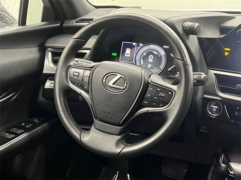 Certified 2024 Lexus UX 250h FWD image 15