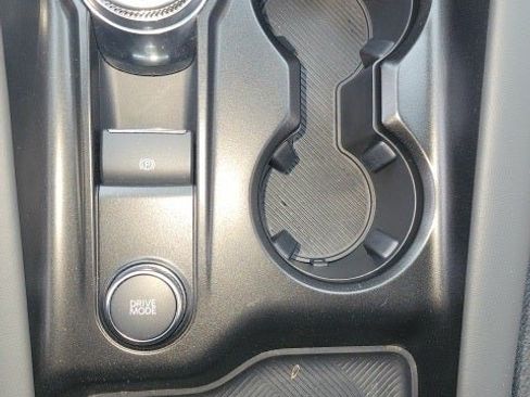 Used 2025 Ford Explorer Active image 20