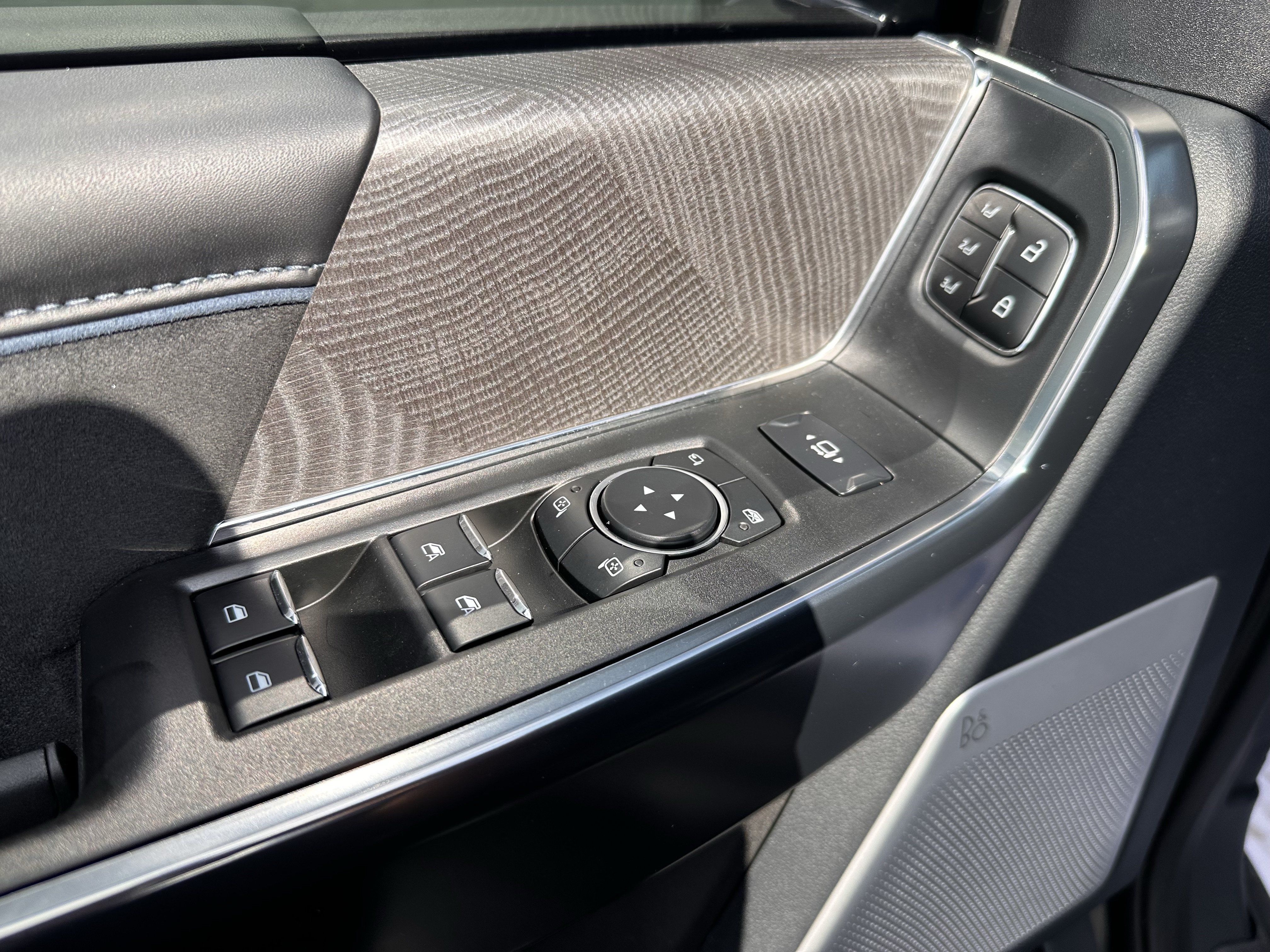 Certified 2025 Ford F250 Platinum AWD/4WD image 21