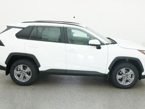 New 2025 Toyota RAV4 XLE image 14