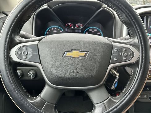 Used 2017 Chevrolet Colorado ZR2 image 9