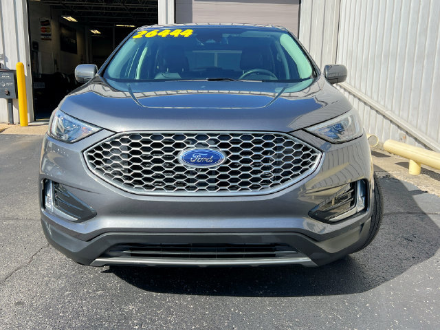 Used 2024 Ford Edge SEL w/ Convenience Package AWD/4WD image 3