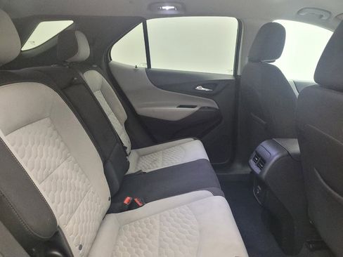 Used 2021 Chevrolet Equinox LS w/ LS Convenience Package AWD/4WD image 19