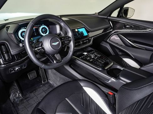 Used 2026 Aston Martin DBX 707 AWD/4WD image 24