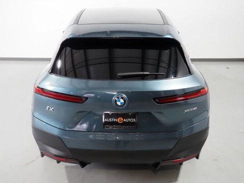 Used 2023 BMW iX xDrive50 w/ Ultimate Package 2 image 7